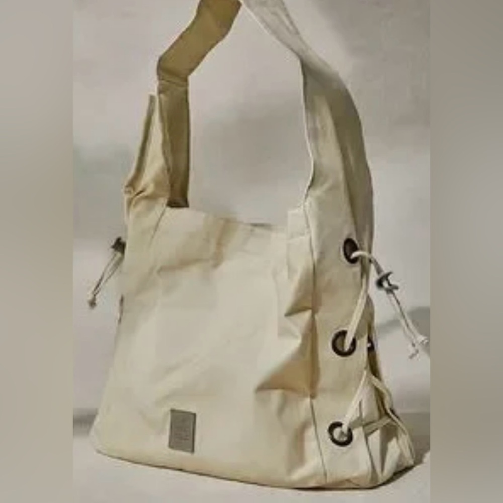 Free People We The Free Maverick Sling NWOT - Picture 5 of 8